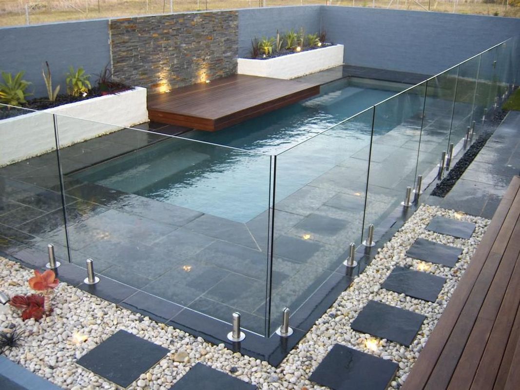 Best Pool Fencing Glass